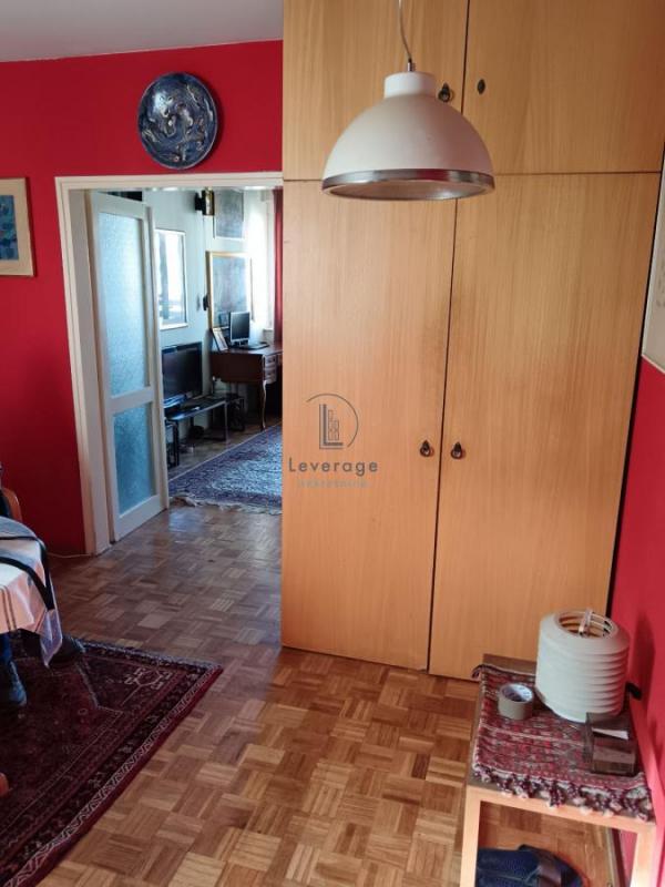 Stan na prodaju u Beogradu, Novi Beograd blok 70 (Kineski TC), dvosoban, 66m2, cena 245000 evra