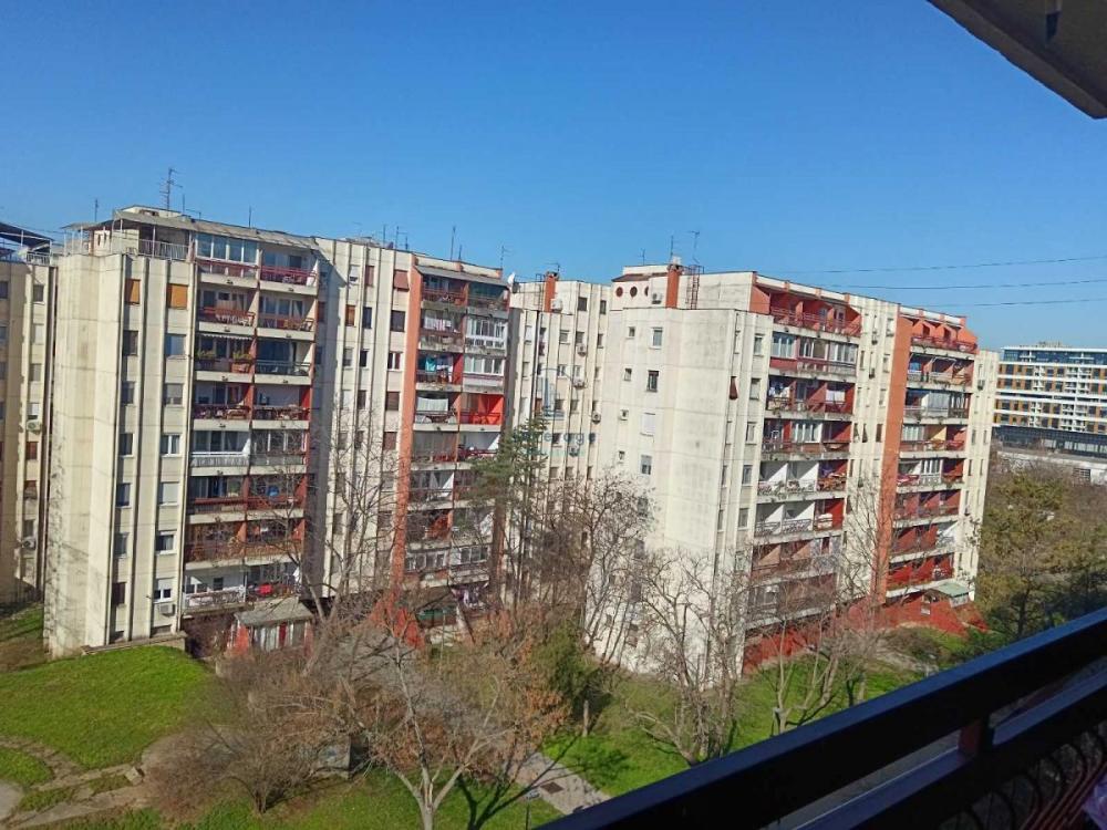 Stan na prodaju u Beogradu, Novi Beograd blok 70 (Kineski TC), dvosoban, 66m2, cena 245000 evra