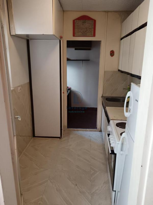 Stan na prodaju u Beogradu, Novi Beograd blok 70 (Kineski TC), dvosoban, 66m2, cena 245000 evra