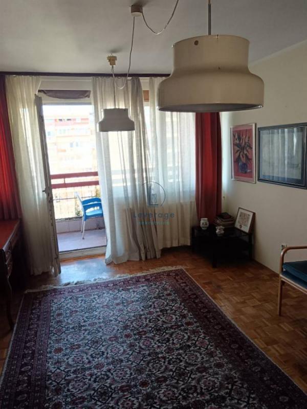 Stan na prodaju u Beogradu, Novi Beograd blok 70 (Kineski TC), dvosoban, 66m2, cena 245000 evra