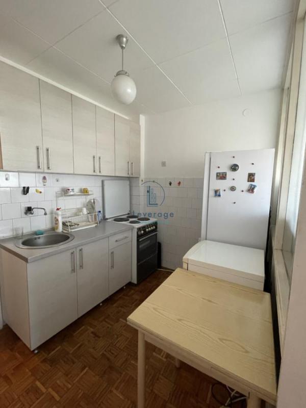 Stan na prodaju u Beogradu, Novi Beograd blok 45 (TC Enjub), jednosoban, 45m2, cena 175000 evra