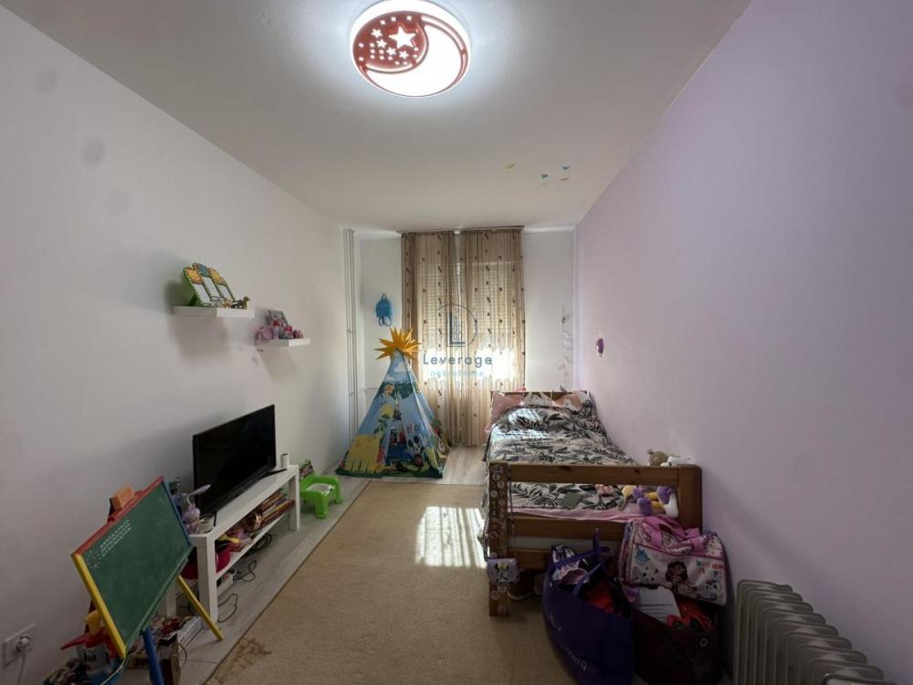 Stan na prodaju u Beogradu, Novi Beograd blok 63, dvosoban, 66m2, cena 220000 evra