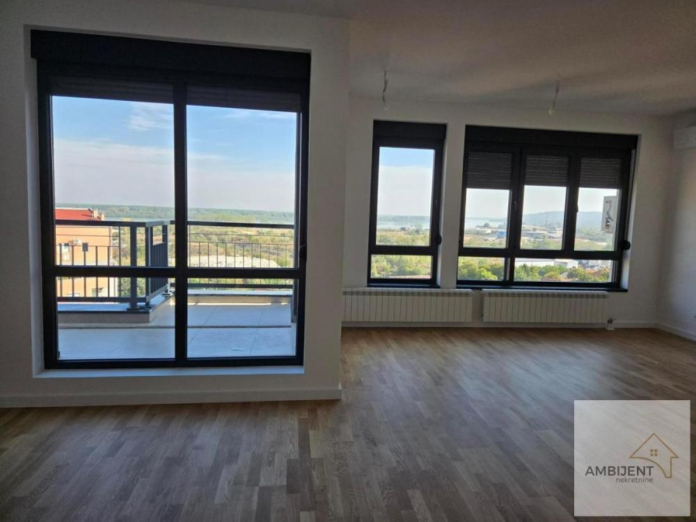 Stan na prodaju u Beogradu, Karaburma, cetvorosoban, 124m2, cena 347340 evra