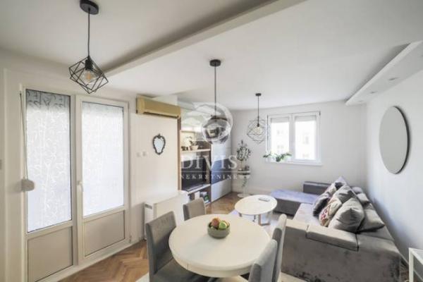 Stan na prodaju u Beogradu, Zeleni venac, dvosoban, 47m2, cena 225000 evra