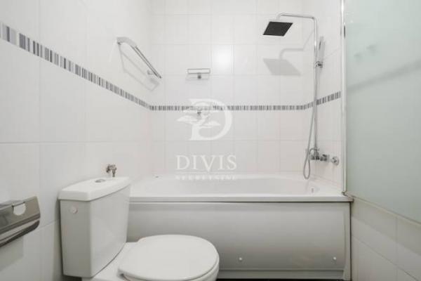 Stan na prodaju u Beogradu, Karaburma, trosoban, cena 297500 evra