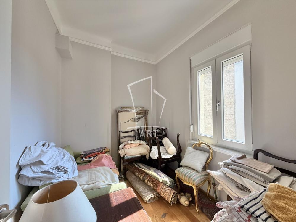 Stan na prodaju u Beogradu, Vračar, cetvorosoban, 117m2, cena 429000 evra