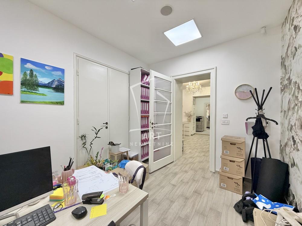 Stan na prodaju u Beogradu, Palilula, cetvorosoban, 92m2, cena 350000 evra