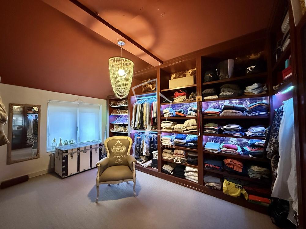 Stan na prodaju u Beogradu, Vračar, 141m2, cena 390000 evra