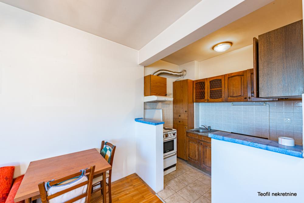 Stan na prodaju u Beogradu, Južni bulevar, jednoiposoban, 35m2, cena 140000 evra