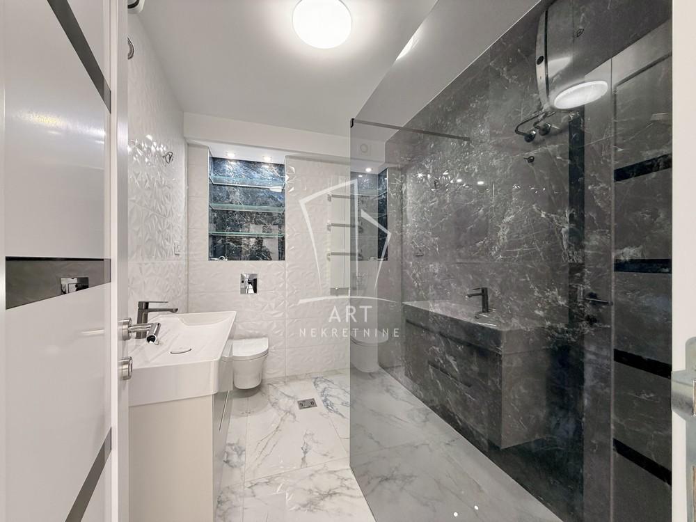 Stan na prodaju u Beogradu, Crveni Krst, dvosoban, 60m2, cena 230000 evra