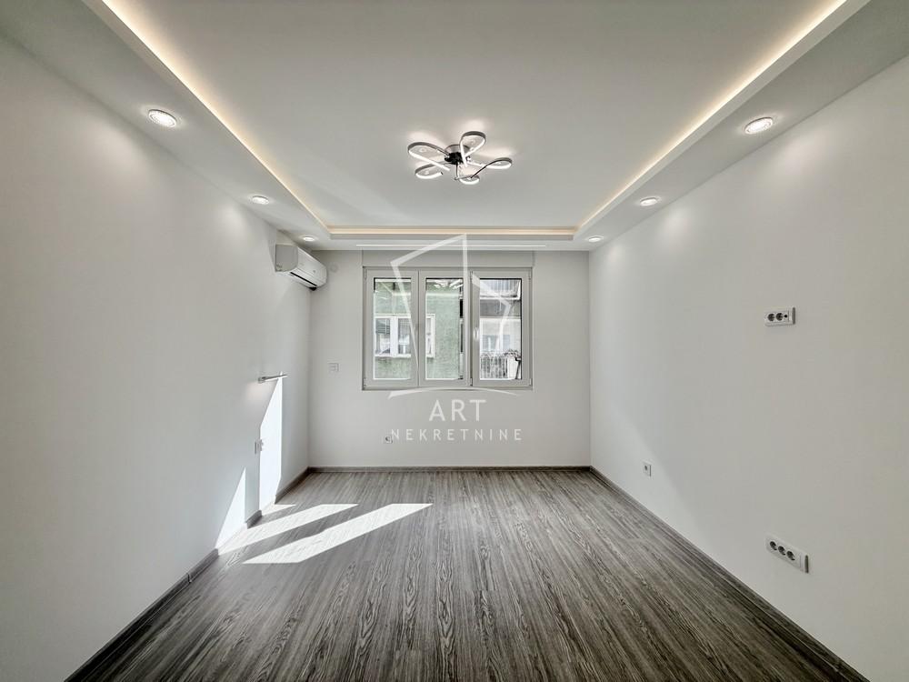 Stan na prodaju u Beogradu, Crveni Krst, dvosoban, 60m2, cena 230000 evra