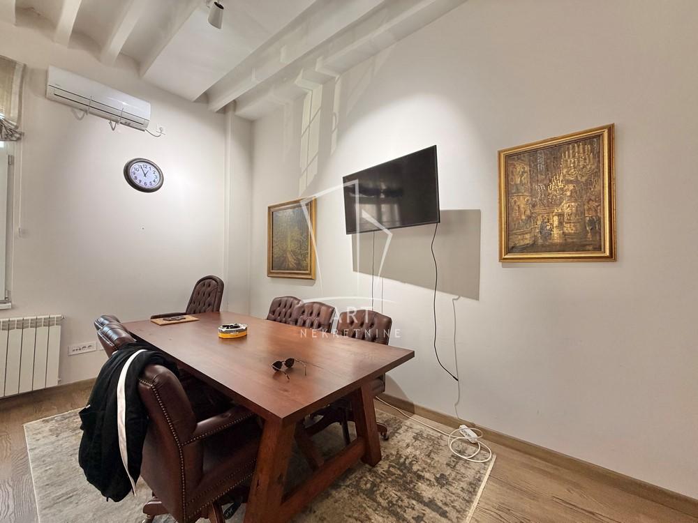 Stan na prodaju u Beogradu, Stari grad, 227m2, cena 995000 evra