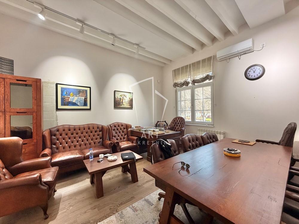 Stan na prodaju u Beogradu, Stari grad, 227m2, cena 995000 evra