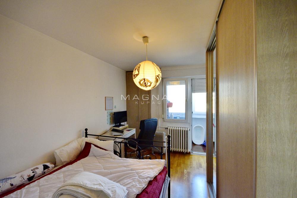 Stan na prodaju u Beogradu, Zvezdara, dvosoban, 60m2, cena 252000 evra