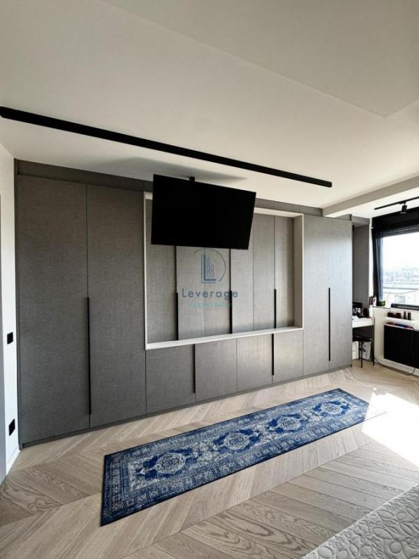 Stan na prodaju u Beogradu, Voždovac, cetvorosoban, 155m2, cena 598000 evra