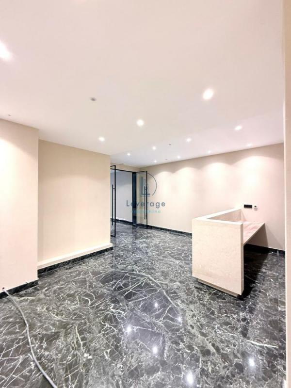 Stan na prodaju u Beogradu, Kalenić pijaca, cetvorosoban, 130m2, cena 509000 evra