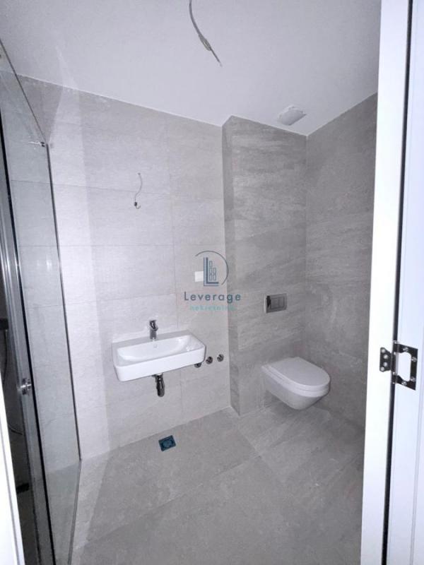 Stan na prodaju u Beogradu, Kalenić pijaca, cetvorosoban, 130m2, cena 509000 evra