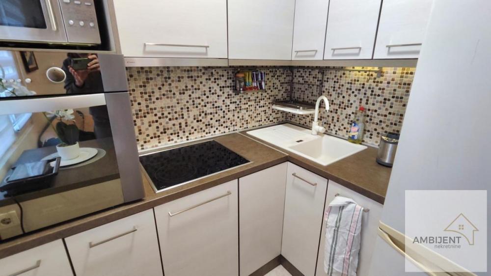 Stan na prodaju u Beogradu, Braće Jerković, jednosoban, 37m2, cena 125000 evra