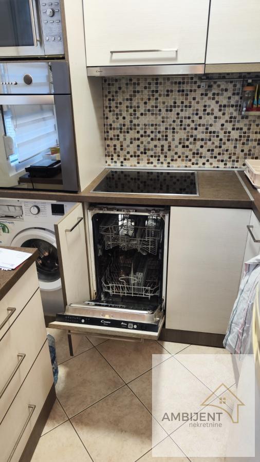 Stan na prodaju u Beogradu, Braće Jerković, jednosoban, 37m2, cena 125000 evra