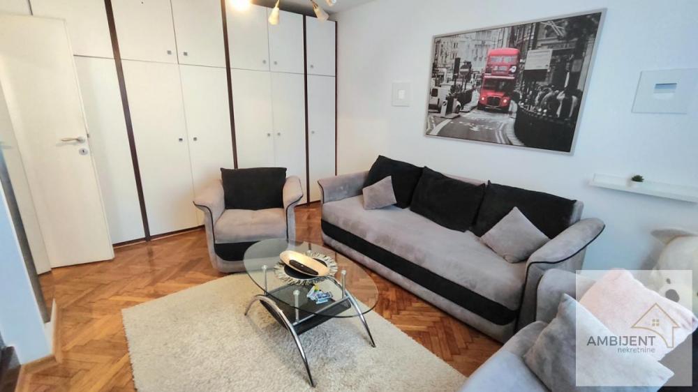 Stan na prodaju u Beogradu, Braće Jerković, jednosoban, 37m2, cena 125000 evra