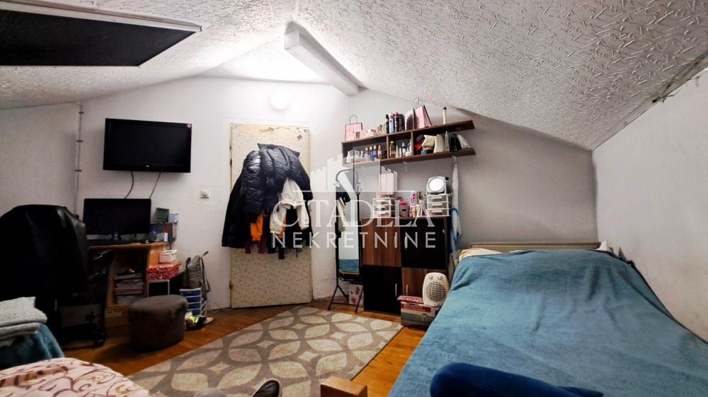 Stan na prodaju u Beogradu, Rakovica, dvoiposoban, 53m2, cena 132500 evra