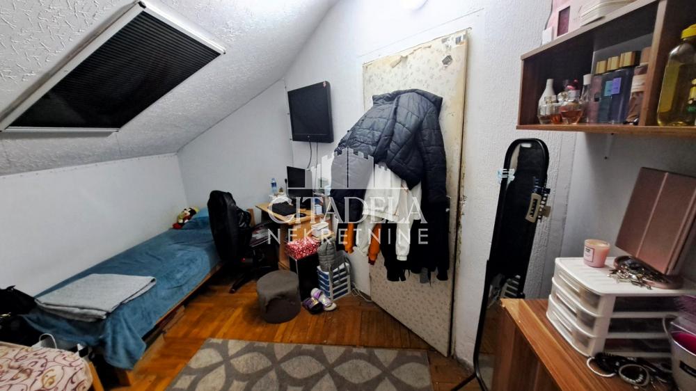 Stan na prodaju u Beogradu, Rakovica, dvoiposoban, 53m2, cena 132500 evra