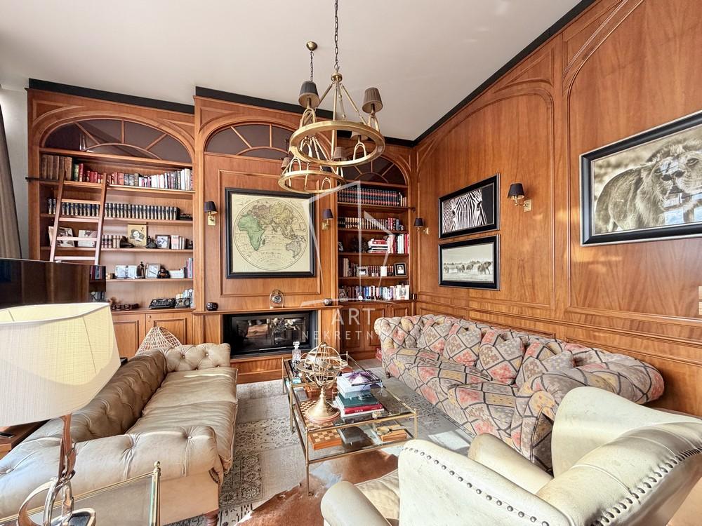 Stan na prodaju u Beogradu, Stari grad, 229m2, cena 1180000 evra