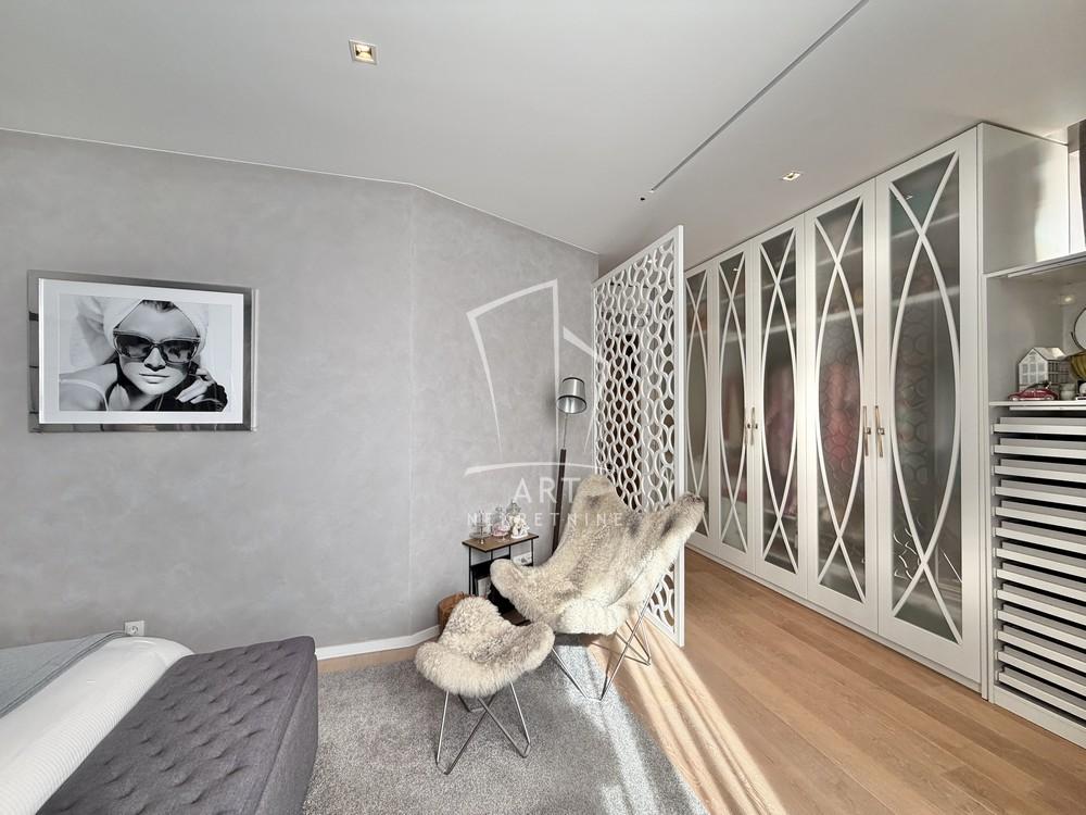 Stan na prodaju u Beogradu, Stari grad, 229m2, cena 1180000 evra