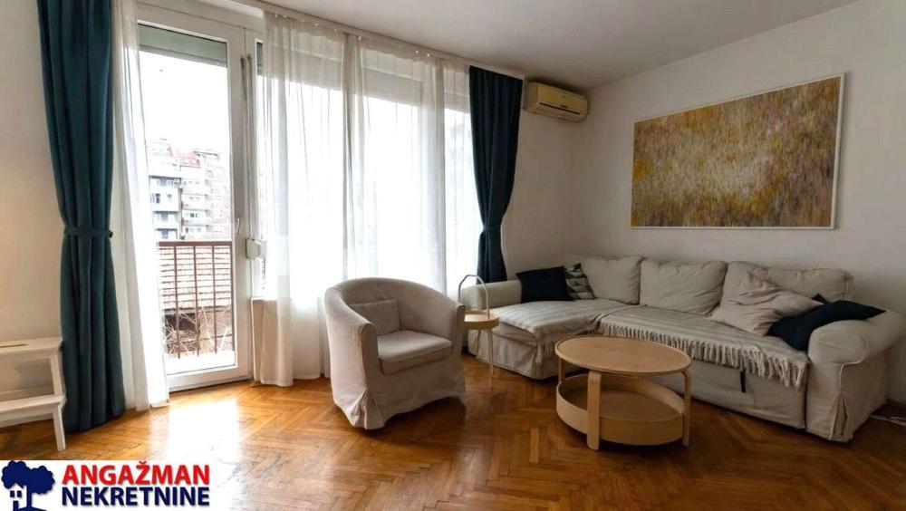 Stan na prodaju u Beogradu, Čubura, trosoban, 64m2, cena 259000 evra