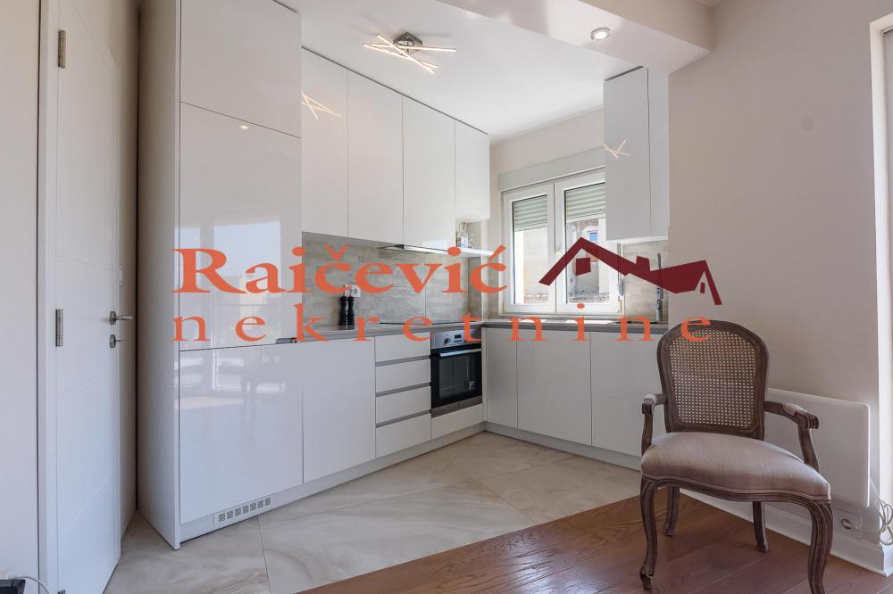 Stan na prodaju u Beogradu, Beograd (centar), dvosoban, 44m2, cena 265000 evra