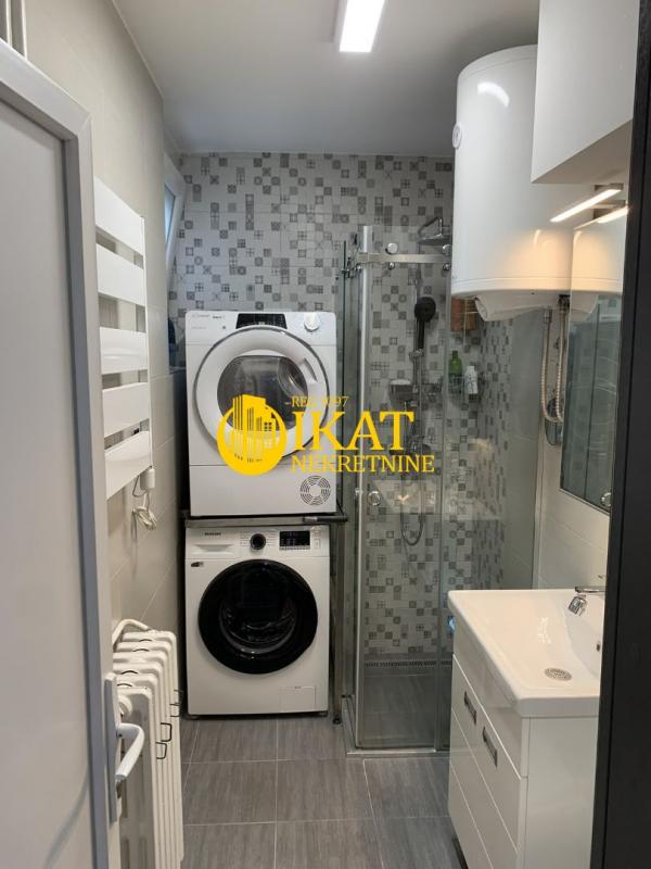 Stan na prodaju u Beogradu, Mirijevo, trosoban, 74m2, cena 193000 evra