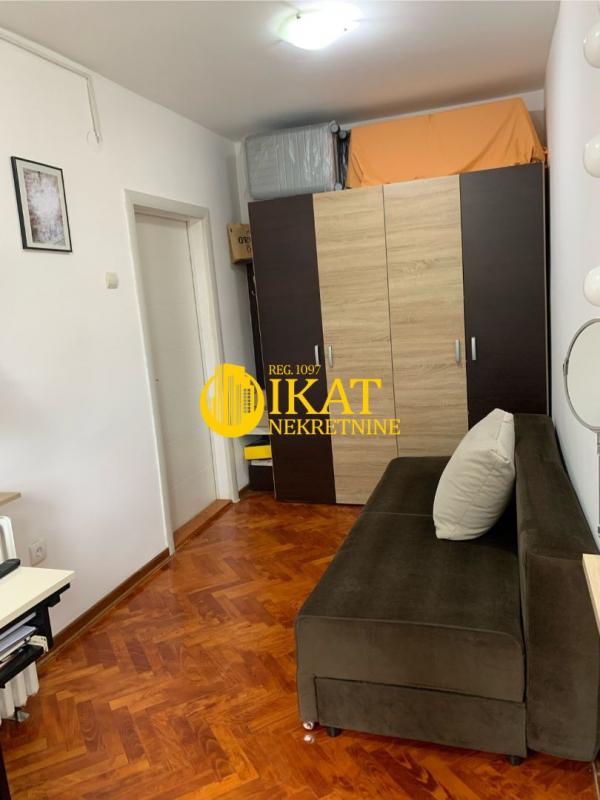 Stan na prodaju u Beogradu, Mirijevo, trosoban, 74m2, cena 193000 evra