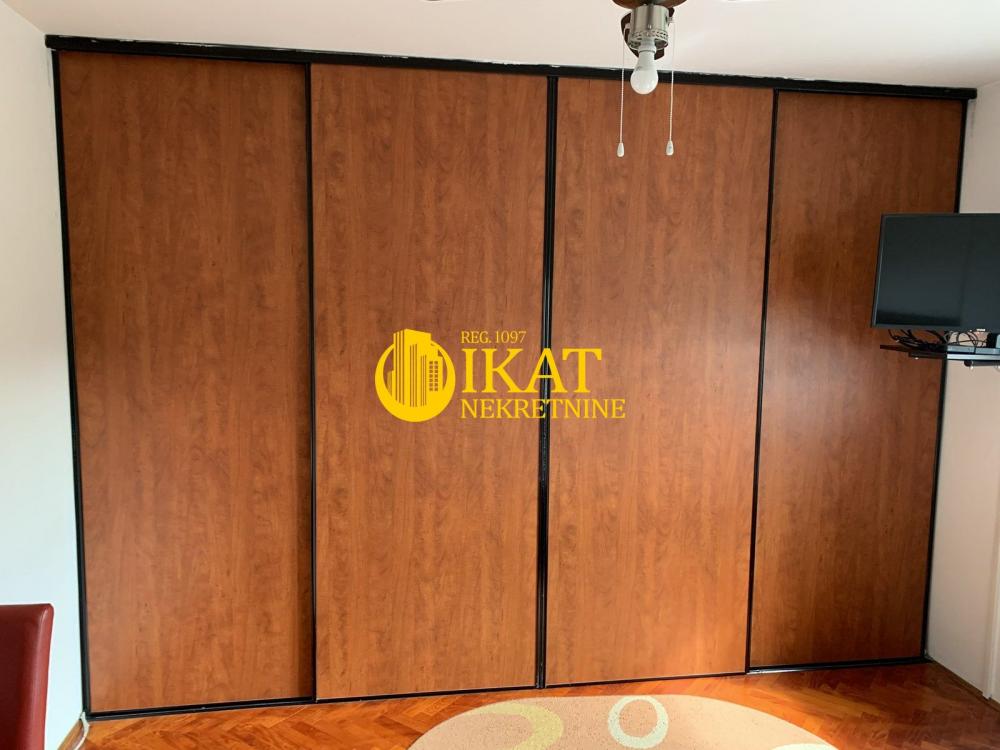 Stan na prodaju u Beogradu, Mirijevo, trosoban, 74m2, cena 193000 evra