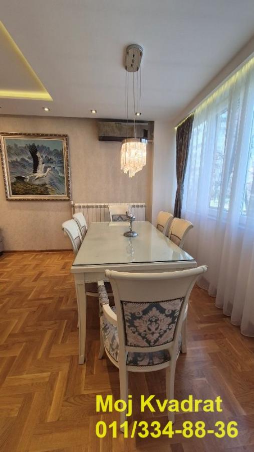 Stan na prodaju u Beogradu, Konjarnik, cetvorosoban, 69m2, cena 225000 evra