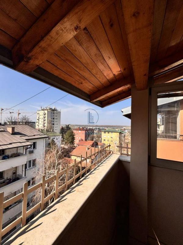 Stan na prodaju u Beogradu, Karaburma, jednoiposoban, 48m2, cena 150000 evra