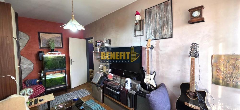 Stan na prodaju u Beogradu, Kaluđerica, dvoiposoban, 55m2, cena 145000 evra