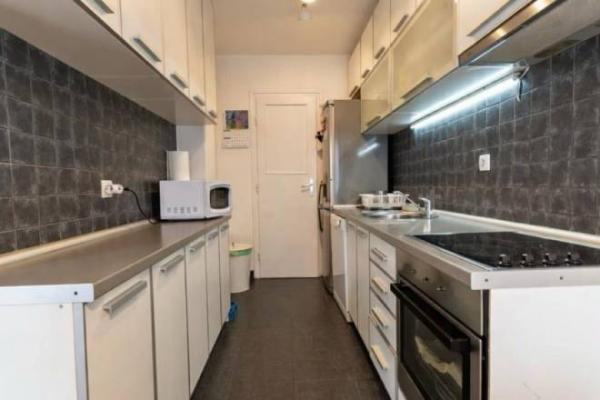 Stan na prodaju u Beogradu, Čubura, trosoban, 64m2, cena 259000 evra