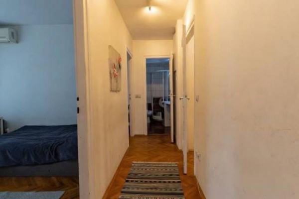 Stan na prodaju u Beogradu, Čubura, trosoban, 64m2, cena 259000 evra