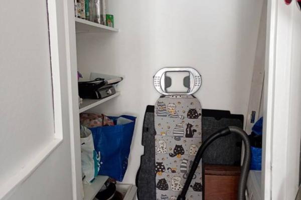 Stan na prodaju u Beogradu, Čubura, trosoban, 64m2, cena 259000 evra