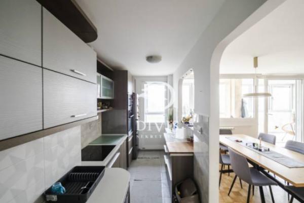 Stan na prodaju u Beogradu, 121m2, cena 453750 evra