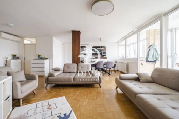 Stan na prodaju u Beogradu, 121m2, cena 453750 evra