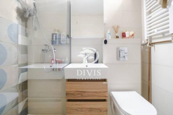 Stan na prodaju u Beogradu, 121m2, cena 453750 evra