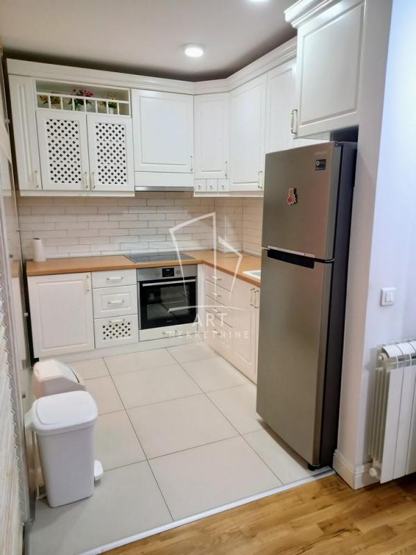 Stan na prodaju u Beogradu, Palilula, trosoban, 76m2, cena 250000 evra