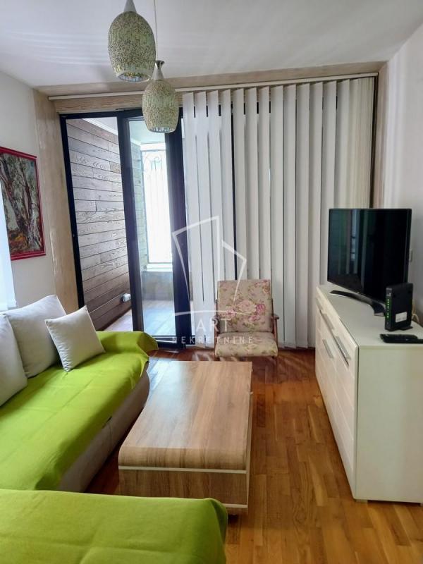 Stan na prodaju u Beogradu, Palilula, trosoban, 76m2, cena 250000 evra