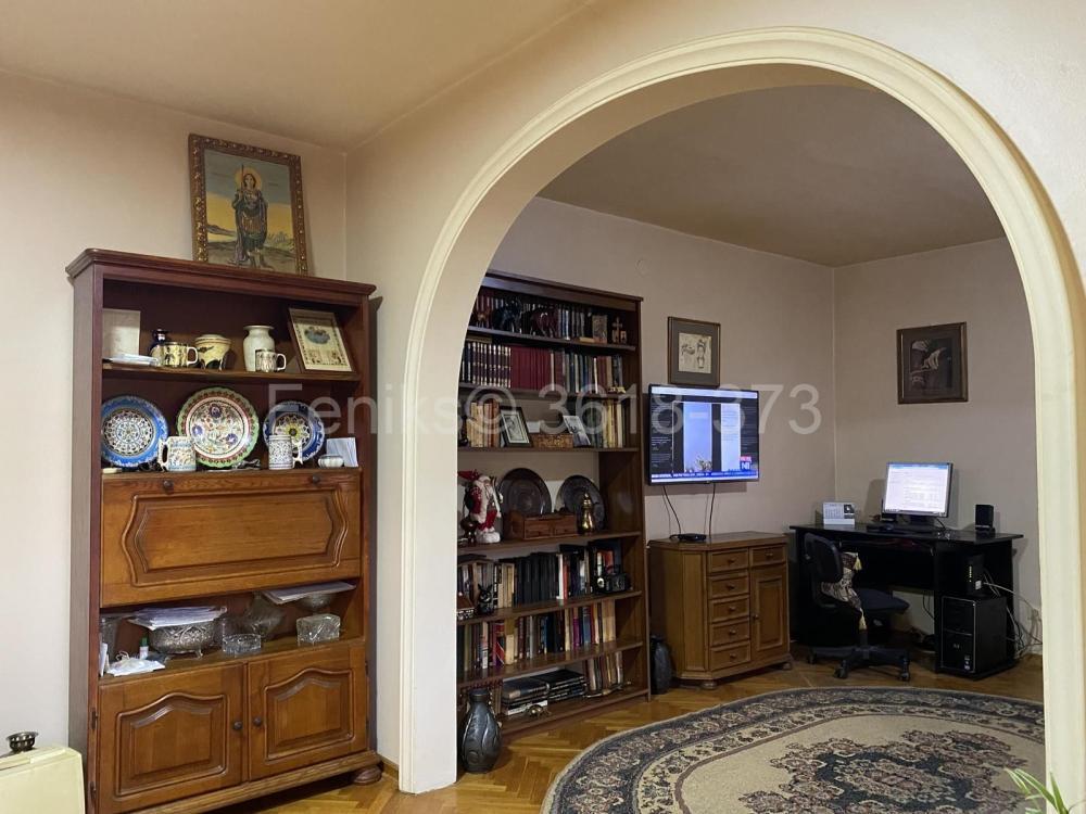 Stan na prodaju u Beogradu, Banovo brdo, trosoban, 79m2, cena 260000 evra