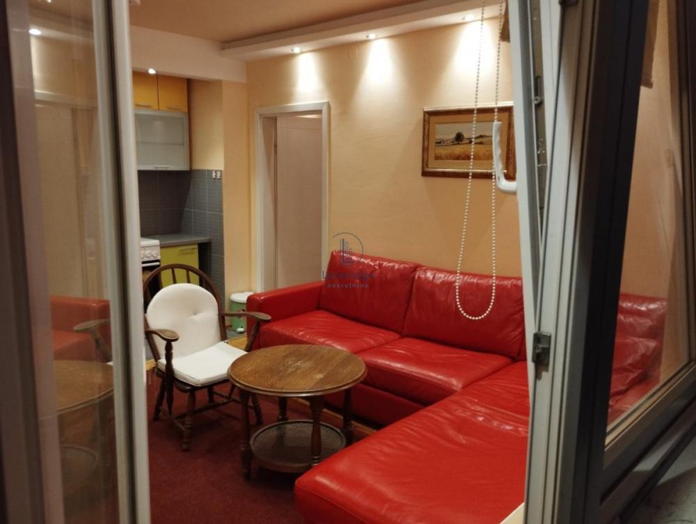 Stan na prodaju u Beogradu, Višnjička banja, dvosoban, 46m2, cena 112000 evra