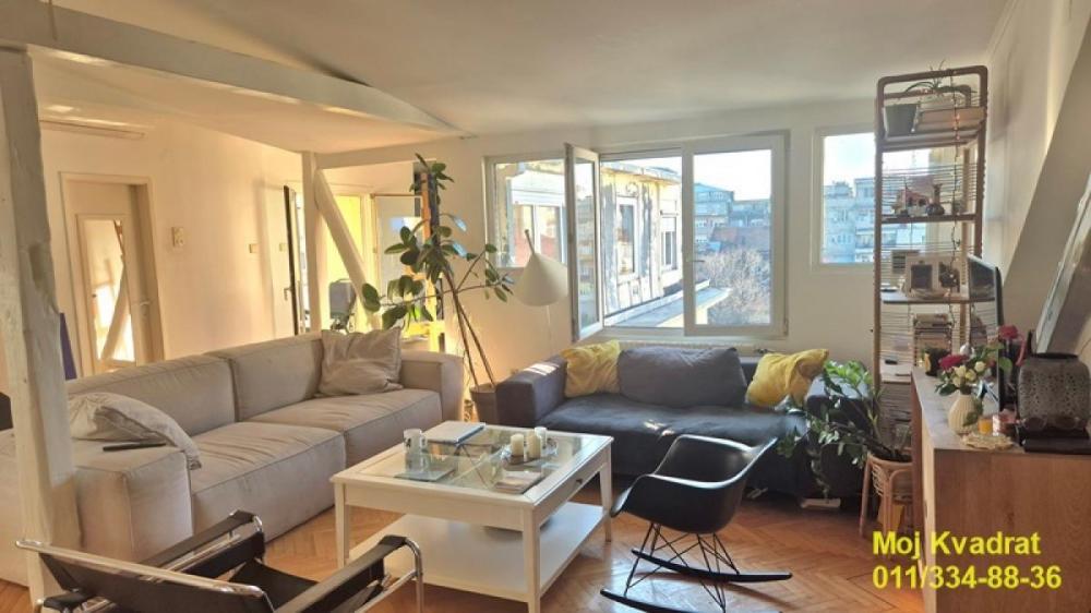 Stan na prodaju u Beogradu, Pravni fakultet, troiposoban, 103m2, cena 385000 evra