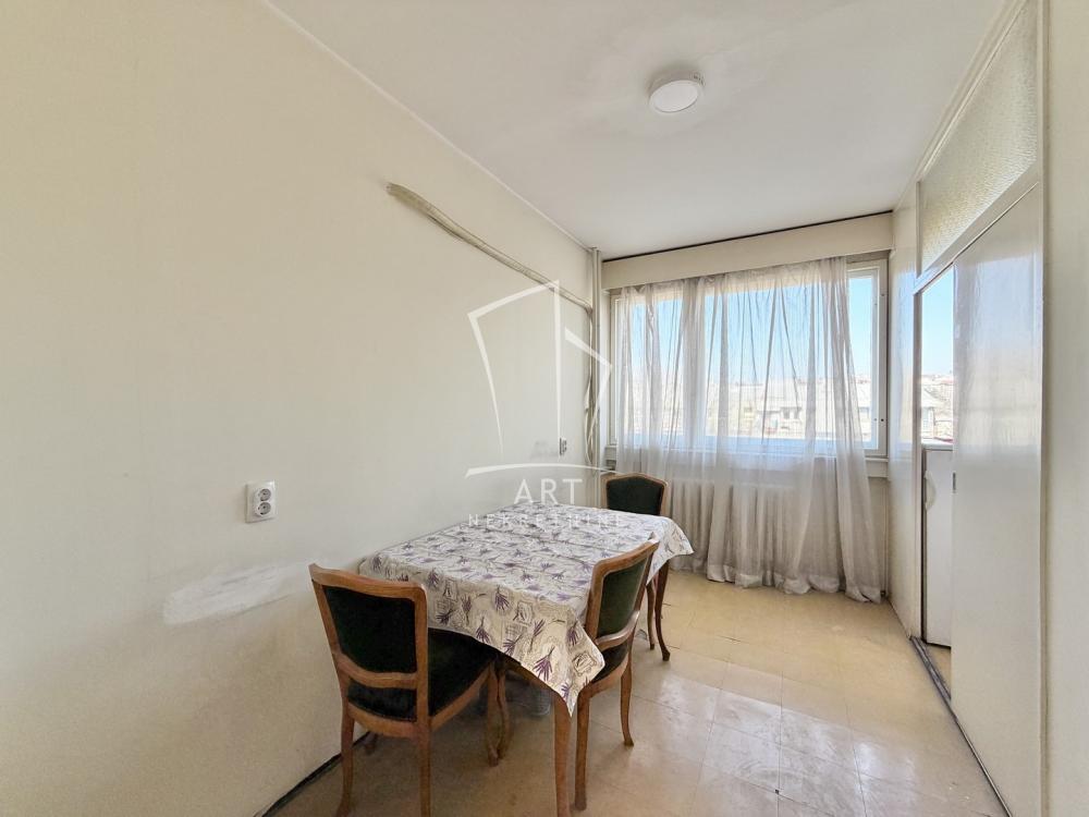 Stan na prodaju u Beogradu, Voždovac, dvosoban, 67m2, cena 195000 evra