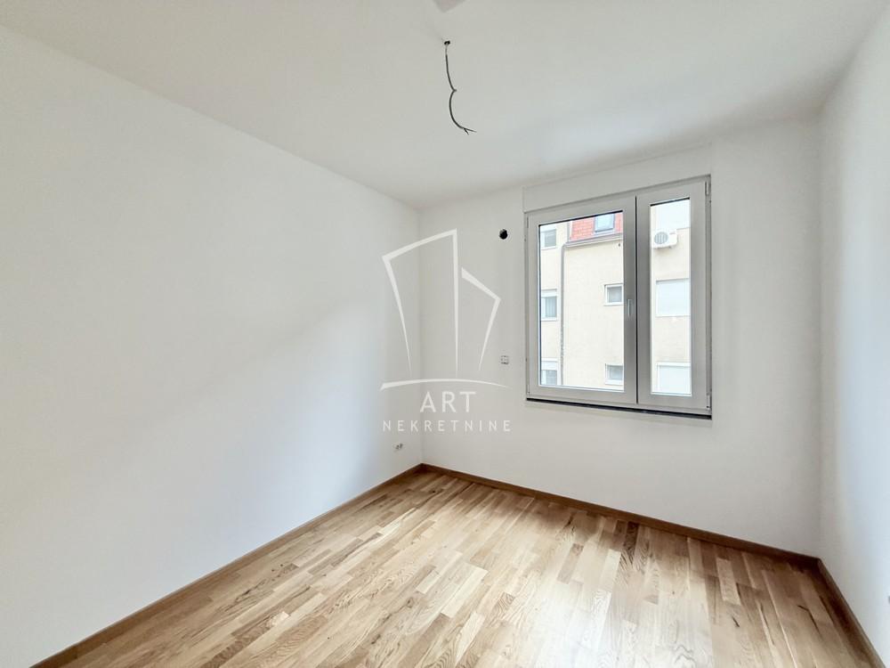 Stan na prodaju u Beogradu, Save Kovačevića, dvoiposoban, 62m2, cena 174000 evra