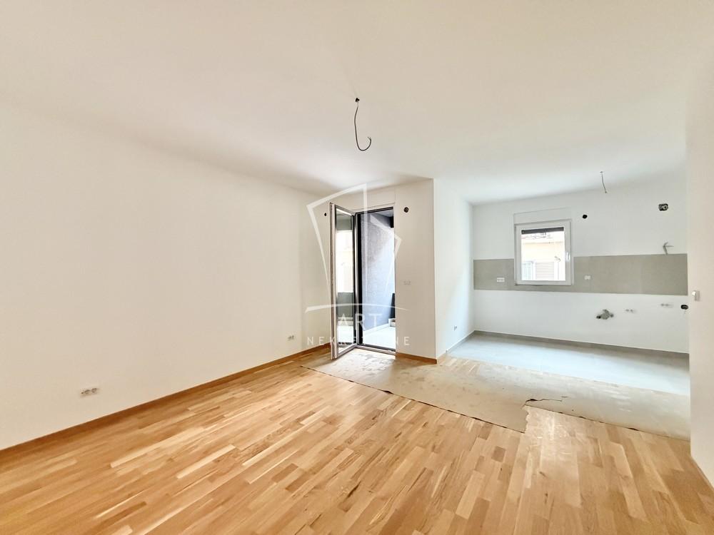 Stan na prodaju u Beogradu, Save Kovačevića, dvoiposoban, 62m2, cena 174000 evra